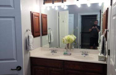 Hill Country Haute n Haus Relax and Renew - Photo 16