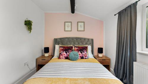 Classical Easter Cottage with Breathtaking Views - Photo 3