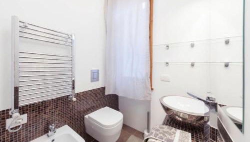 Bilocale moderno con giardino e parcheggio gratuito a Firenze sud - Foto 5