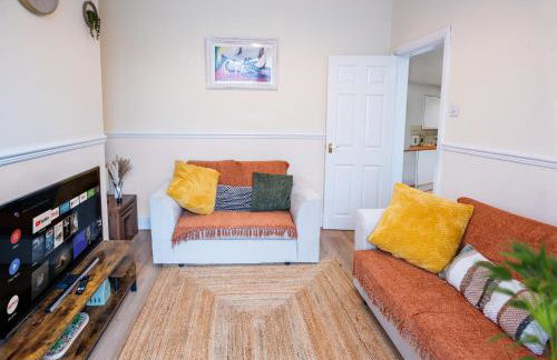 Newly Furnished Cosy 3 bed 20mins from City Center - Foto 7