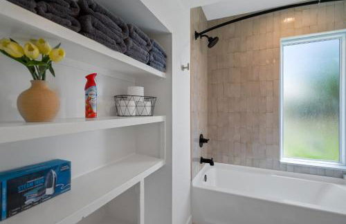 Chic Uptown Phoenix Home - Pool Table & Perfect Location - Foto 9