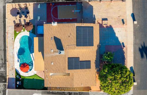 Slide into Fun Pool Games Fire Pit Sport Court - Foto 80