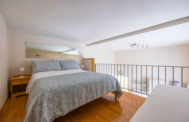 Vomero Duplex Apartment by Wonderful Italy - Photo 18