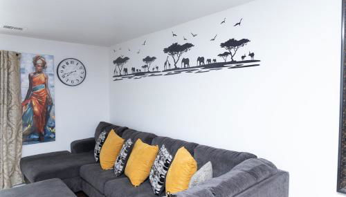 Beautifully Designed & Spacious Apartment in Newark 10mins from EWR Airport, Close to NYC and Beth Israel Hospital - Foto 3