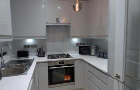 Family Friendly fully refurbished 3 bedroom, 3 bathroom property in London - Foto 26
