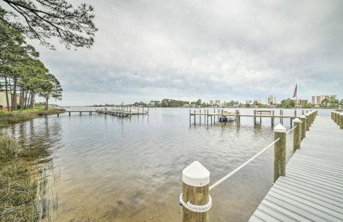 2 Mi to Beach! Bayside PCB Escape with Pool Access - Foto 25