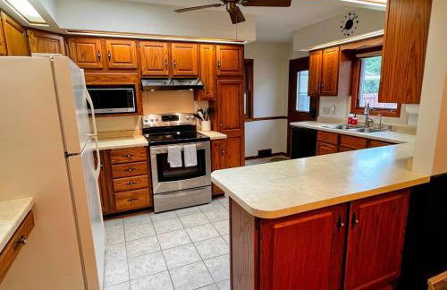 Spacious & Central, Office Space, Monthly Cleaning - Photo 7