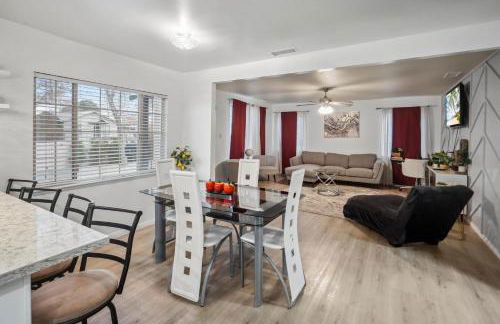 Cozy single story 2 bdrm family home near the BLVD - Foto 13