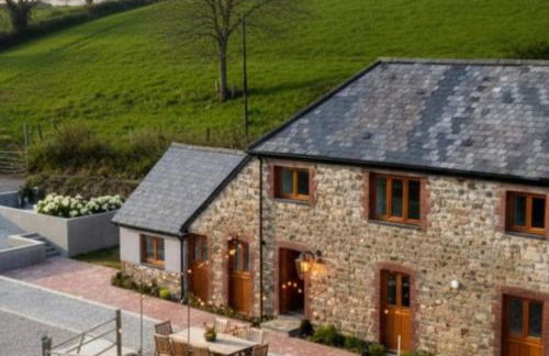 De-Vollard Cottage, Cozy Countryside Cottage Retreat - Photo 1