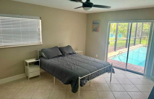 3 bed 2 bath pool house with water access - Foto 13