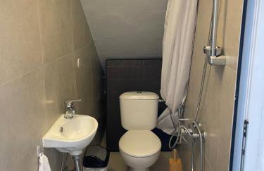 Central, Calm with Courtyard - Foto 61