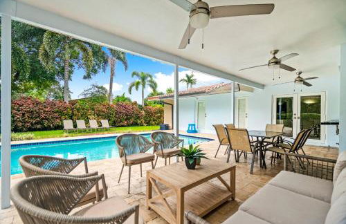 Spacious 4BR/3BA pool home, stylishly decorated - Foto 1