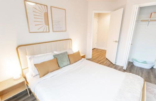 Comfy Family Home, Walkable Neighborhood + Patio! - Foto 15