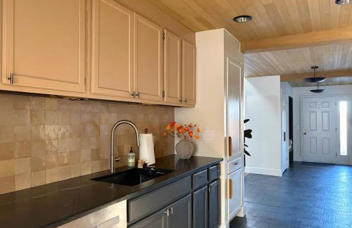 Green Mountain Sanctuary - An Artful Vermont Home - Foto 9