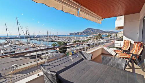 Luxe vakantieappartement aan de jachthaven van Altea met frontaal zeezicht - Photo 3