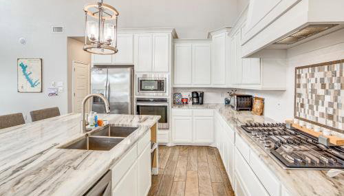 Private Dock and Yard! Modern Getaway in Mabank - Foto 5