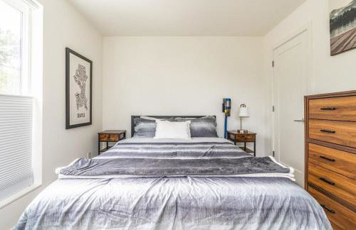 Townhome | Zoo | Rooftop views | Easy parking - Foto 17