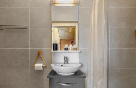 Le petit nid étoilé - Gare, Jardin botanique, Wifi - Foto 14