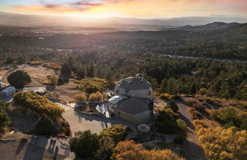 The KingDome - A Unique, Royal Experience with Hot Tub, Rooftop and Views - Foto 32