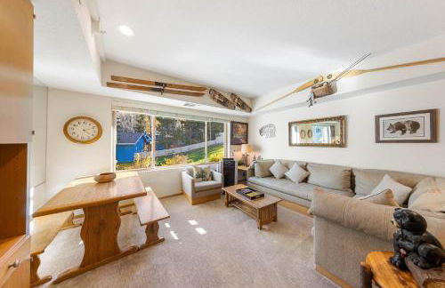 Palisades Tahoe Lodge Rentals Studio #214 - Foto 1