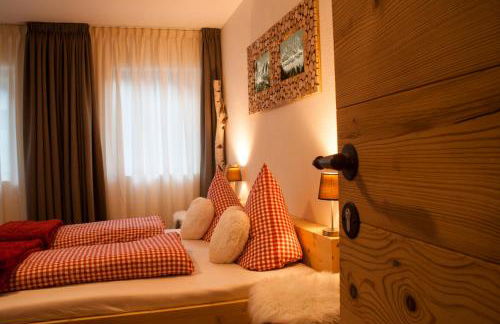 Preindlerhof Farmhouse - Photo 1