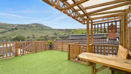 Dashing and Distinctive Dwelling w Rooftop Garden - Foto 4