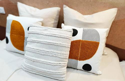 LeRelaisdOdile Appart Charmant Proche Gare Cambrai - Wifi - Hyper Centre - Foto 7