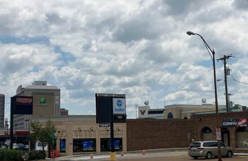 Near Vandy, 11 minsDowntown, Park Free, Fast Wifi - Foto 43