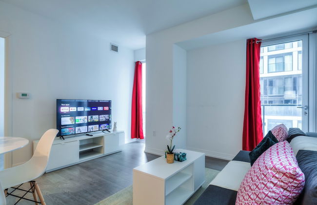 Panorama Suites Downtown Toronto - Photo 5