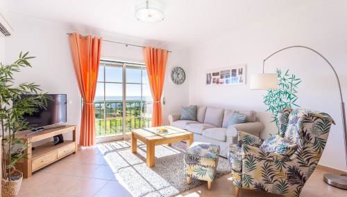 Lovely 2 bedroom apartment including pool, stunning ocean views & beach closeby - Foto 5