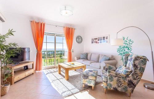 Lovely 2 bedroom apartment including pool, stunning ocean views & beach closeby - Foto 5