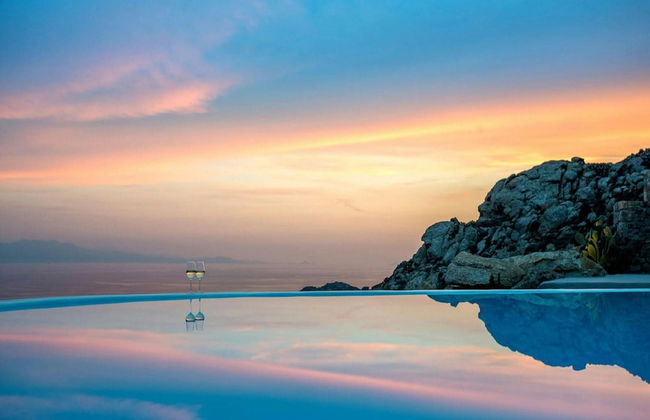 Elegant Villa With View - Foto 37