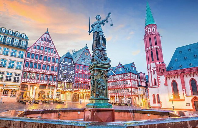 Rally privado de audiolibros en la ciudad alrededor del Frankfurter Römer - Foto 8