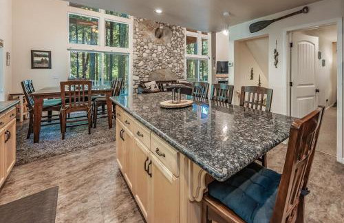 Cabin at the Creek Family Fun Starts Here! - Foto 16