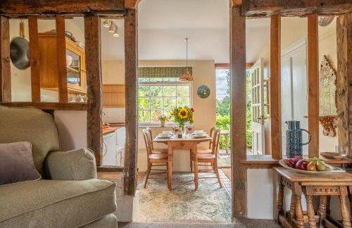 Brimming with Medieval charm - Weavers Cottage - Foto 13