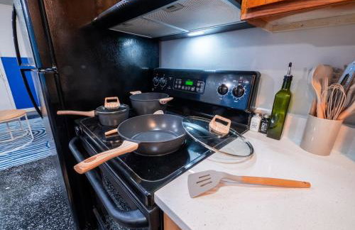 Roasted Blue - 8 min to KU & Mass - Photo 14