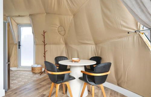 Luna Dome - Lakefront with Hot Tub, Wi-Fi, Sleeps 4 - Foto 17