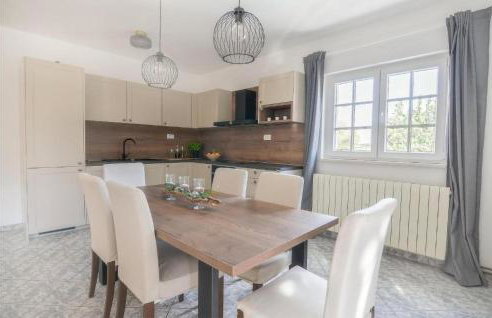 Amazing Apartment In Kasic With Wifi - Photo 6