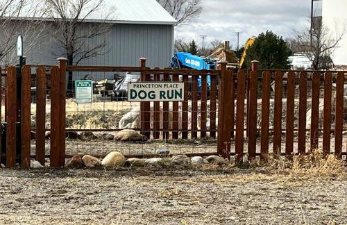 Dogs OK! Prime Home Base minutes to Downtown and Trails - Foto 37