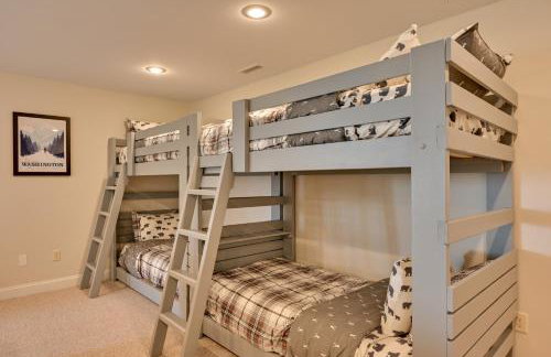 Ski In and Out! Black Mountain Resort Townhome - Foto 25