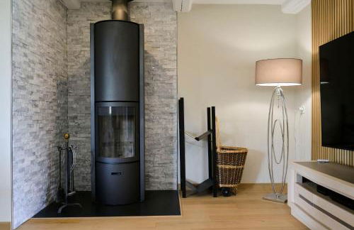 VILLA ARCADIA - Piscine - Spa - Sauna - Cinéma - Jeux d'arcades - Jeux vidéo - Bassin naturel - Jardin - Foto 75