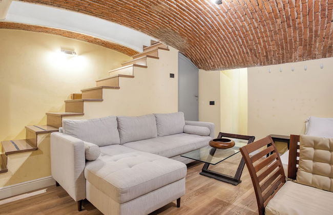 JOIVY Stylish Central Maisonette - Photo 11