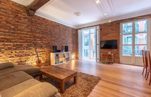 Encantador apartamento en el casco antiguo de Bilbao - Foto 1
