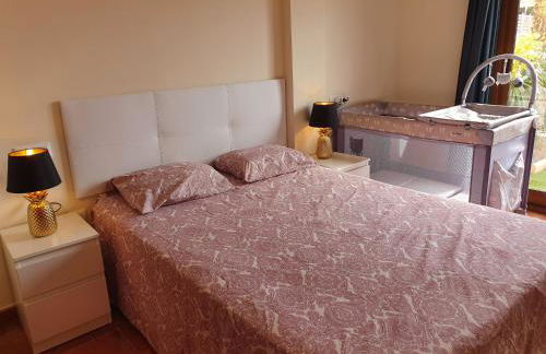 Apartamento con hermoso jardín y AC - Foto 56