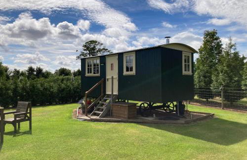 The Rowan Shepherds Hut - Photo 1