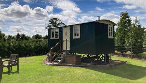 The Rowan Shepherds Hut - Photo 1