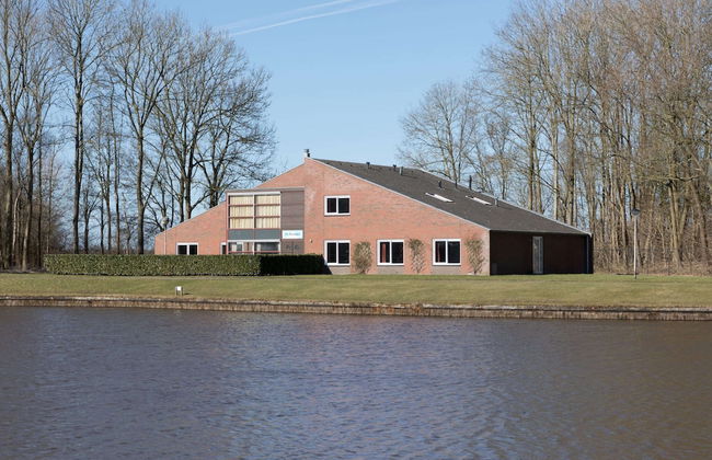 Well Furnished Home for Groups with Fireplace near Water - Foto 16