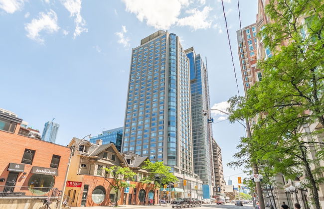 Charming Yorkville Condos - Photo 1