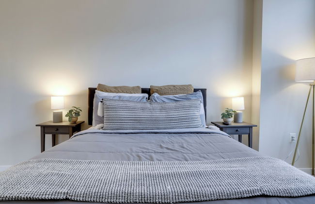 Relaxing Vibe Alexandria Apts - Photo 27