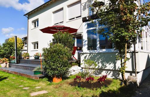 Sonnige 4 Zimmer Gartenwohnung nähe See für bis zu 6 Personen - Foto 24